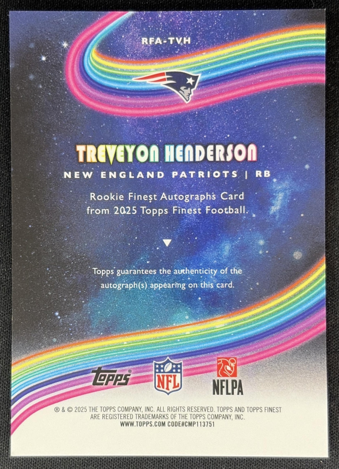 TreVeyon Henderson 2025 Topps Finest Rookie Auto Patriots back