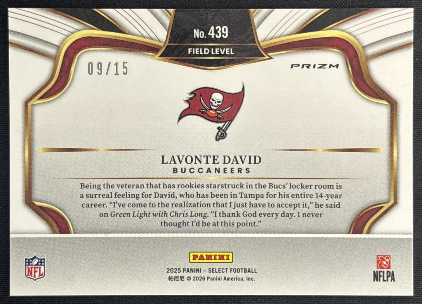 Lavonte David 2025 Panini Select Field Level Pink Glitter Prizm /15 Buccaneers Sports Trading Cards