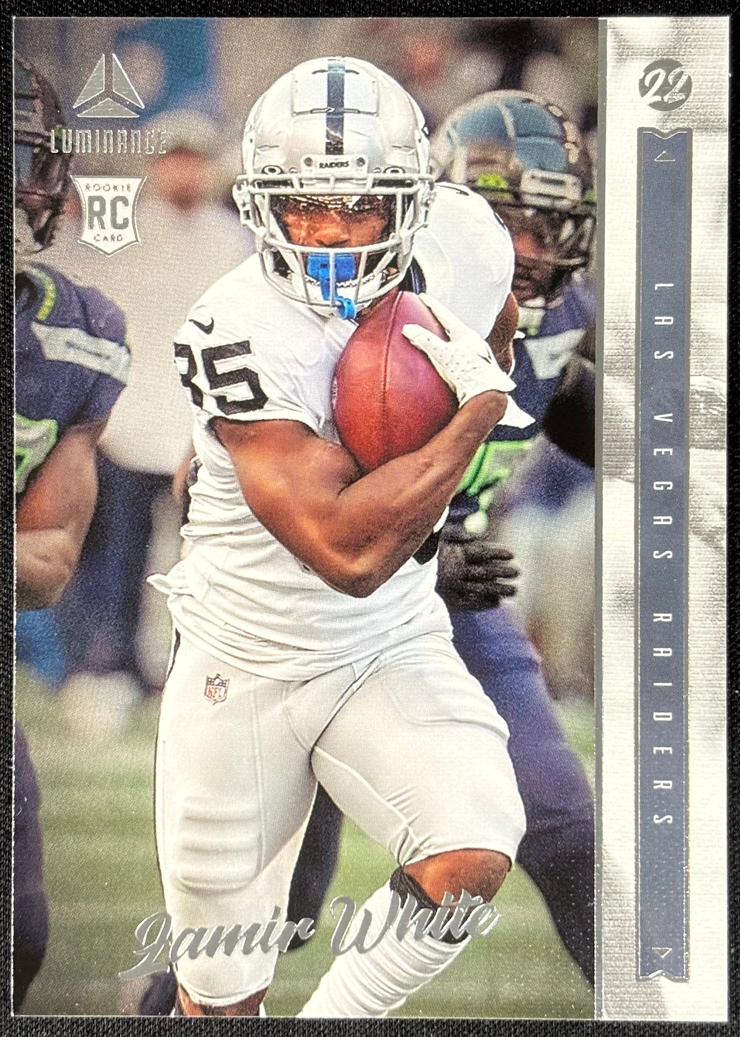 Zamir White Luminance Rookie Raiders Sports Card