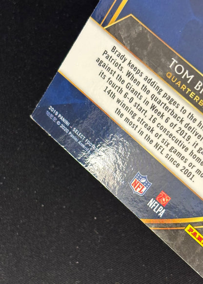 *Damaged* Tom Brady 2019 Panini Select Silver Prizm Patriots Sports Trading Cards