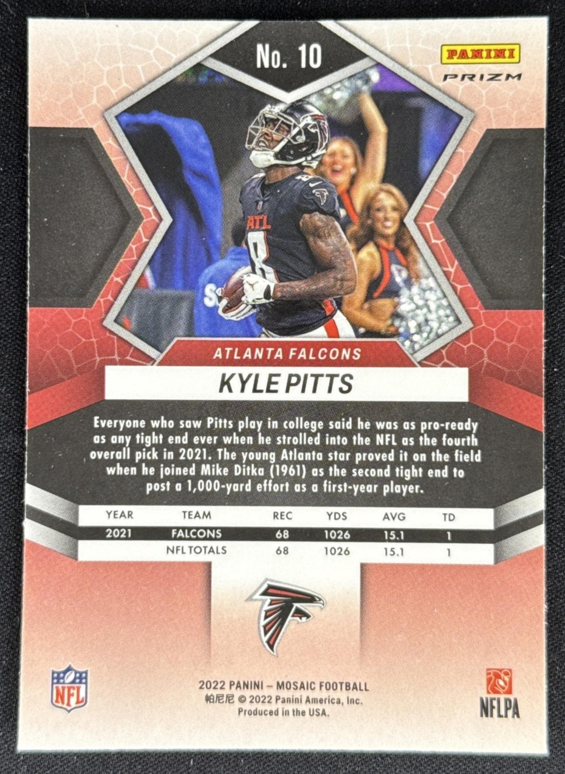 Kyle Pitts 2022 Panini Mosaic Camo Pink Falcons Sports Trading Card