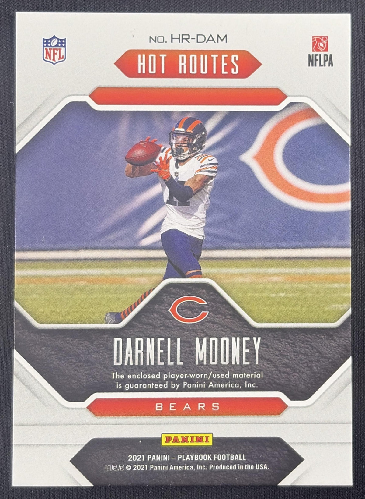 Darnell Mooney 2021 Panini Playbook Hot Routes /299 Bears