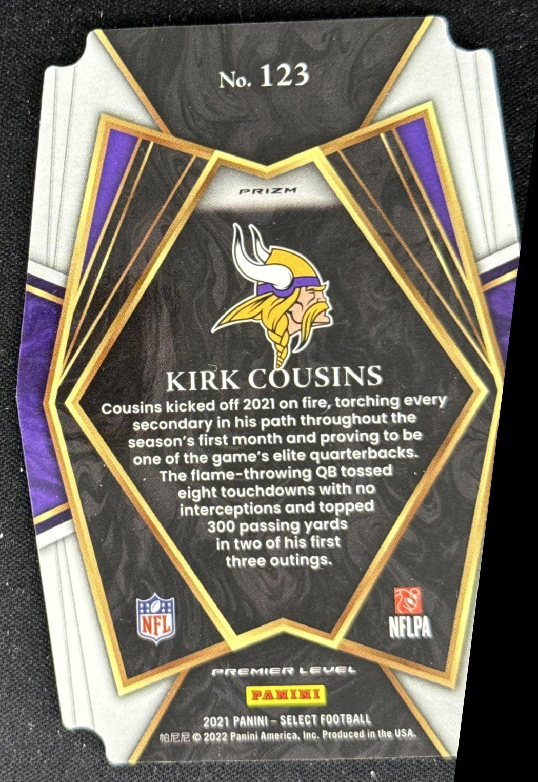 Kirk Cousins 2021 Panini Select Silver Prizm Die Cut Vikings Sports Trading Card