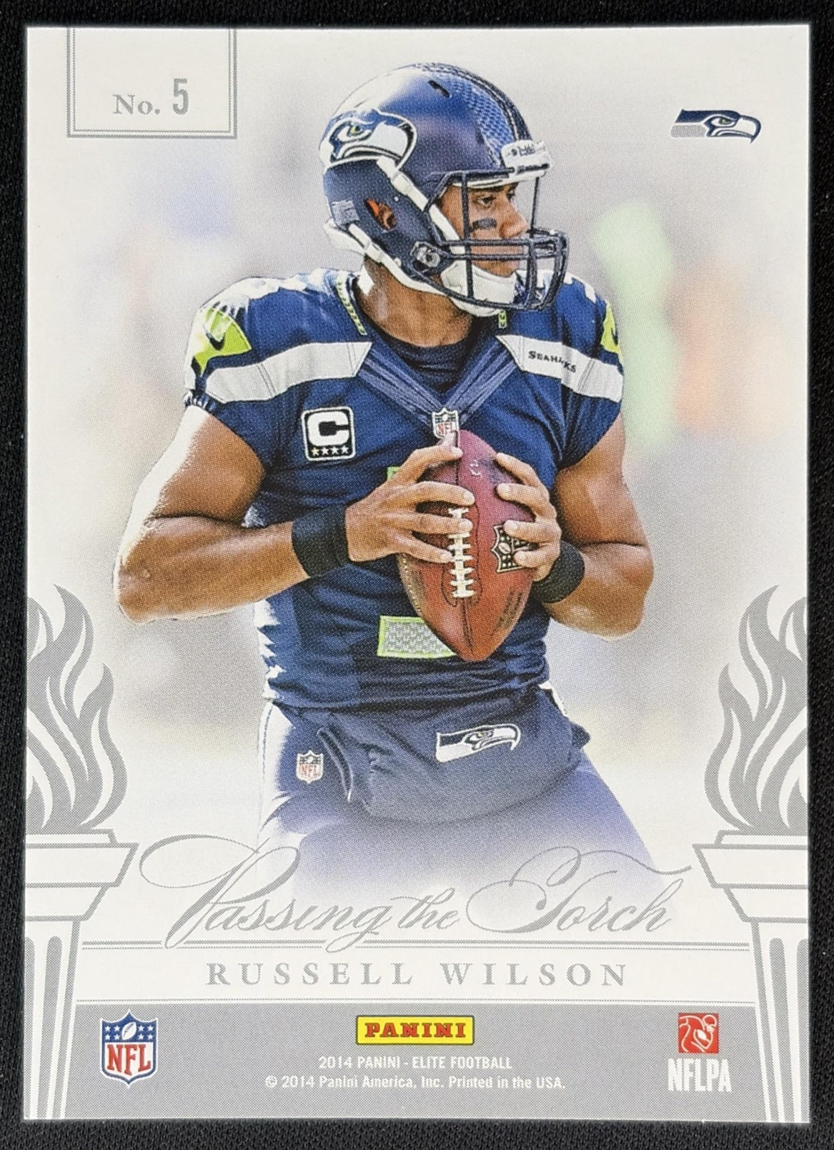 Warren Moon Russell Wilson 2014 Panini Elite Passing the Torch Silver Seahawks - Back