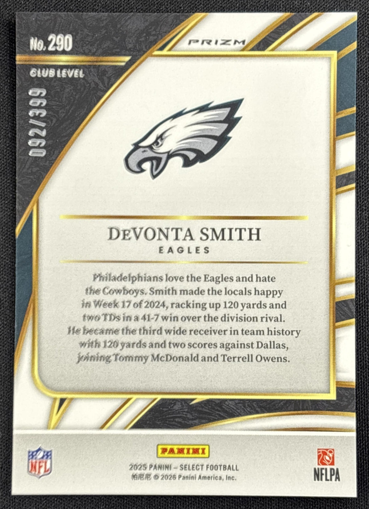 DeVonta Smith 2025 Panini Select Club Level Orange Prizm Shock /399 Eagles