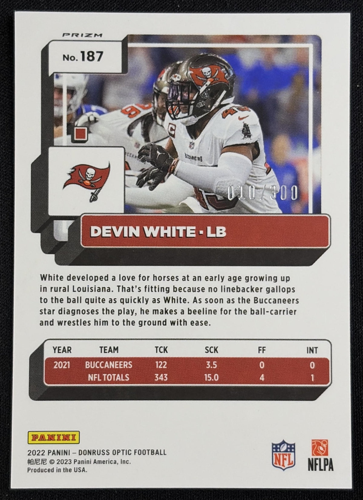 Devin White 2022 Panini Donruss Optic Wave /300 Buccaneers Sports Trading Card