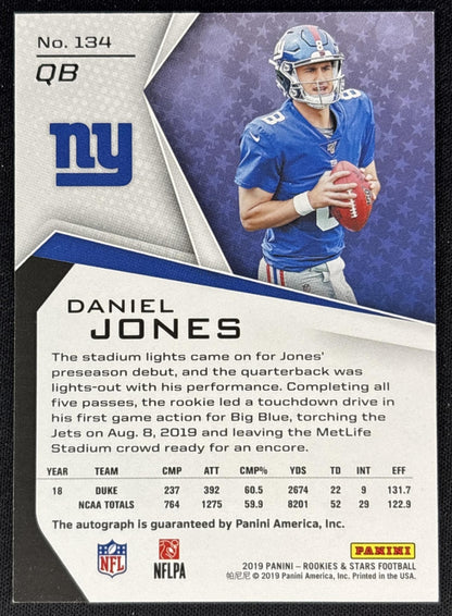 Daniel Jones 2019 Panini Rookies & Stars Longevity Signatures Gold /10 Giants Sports Trading Cards