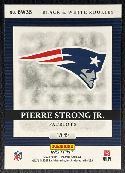 Pierre Strong Jr. 2022 Instant Black & White Rookies Patriots - Back