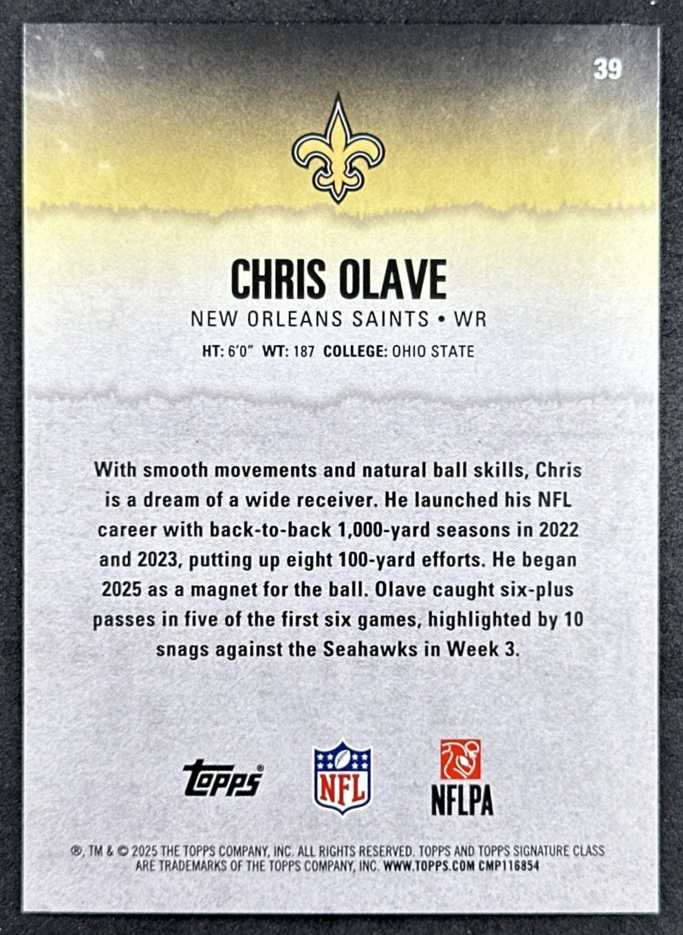 Chris Olave 2025 Topps Signature Class Veteran Blue & Yellow Foil Saints back sports trading card
