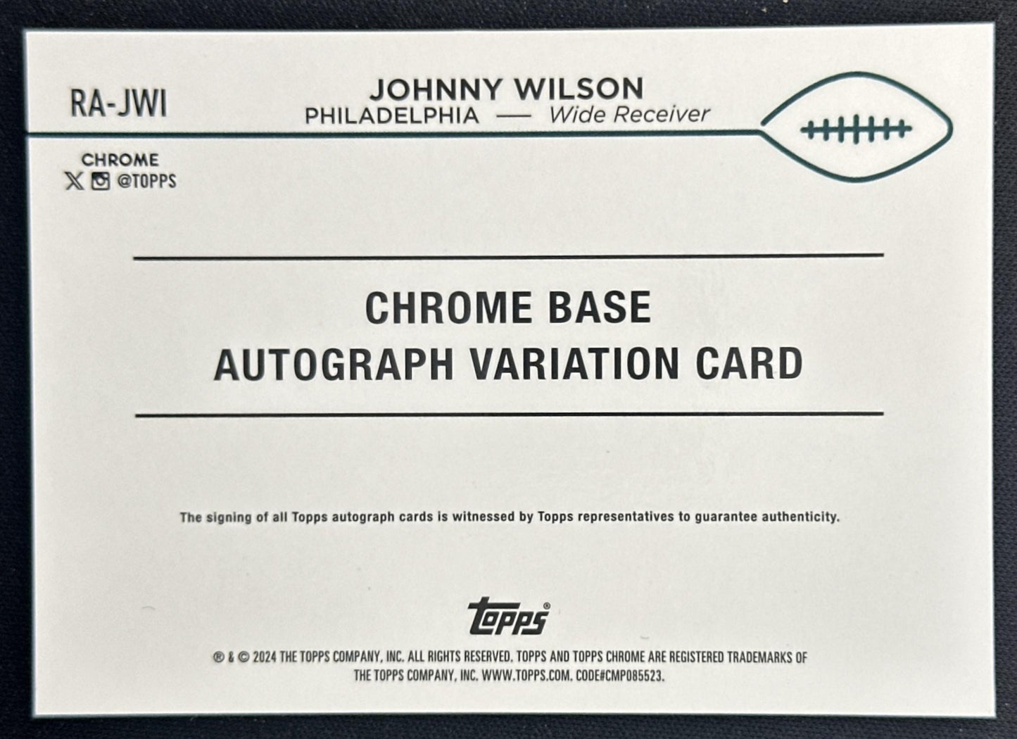 Johnny Wilson 2024 Topps Chrome Rookie Auto Gold Geometric Refractor /50 Eagles Sports Trading Cards