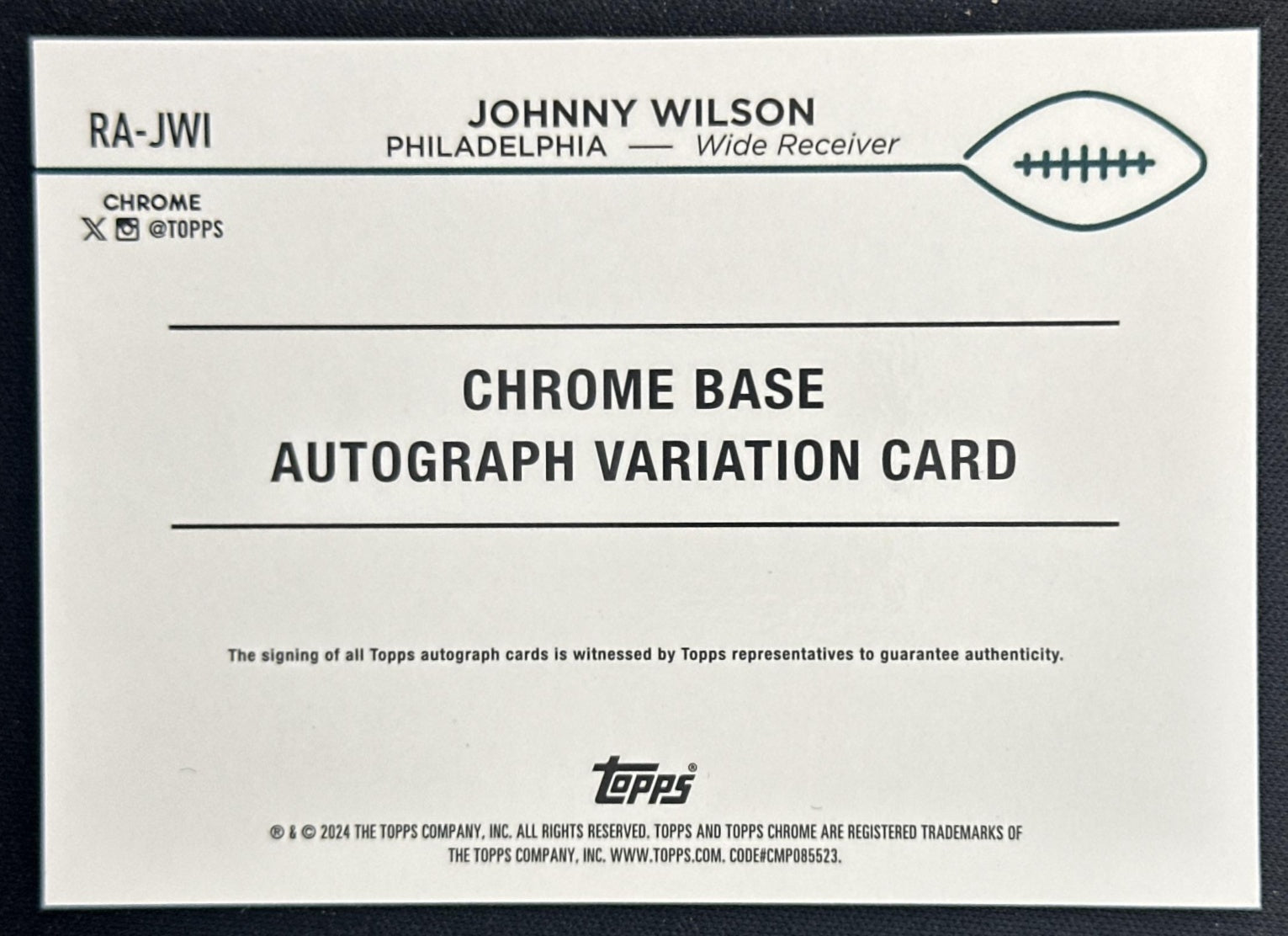 Johnny Wilson 2024 Topps Chrome Rookie Auto Gold Geometric Refractor /50 Eagles Sports Trading Cards