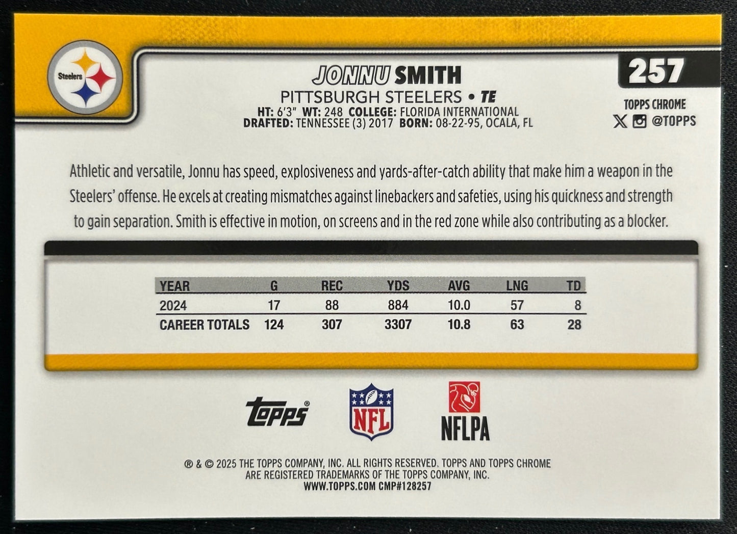 Jonnu Smith 2025 Topps Chrome Steelers Sports Trading Cards