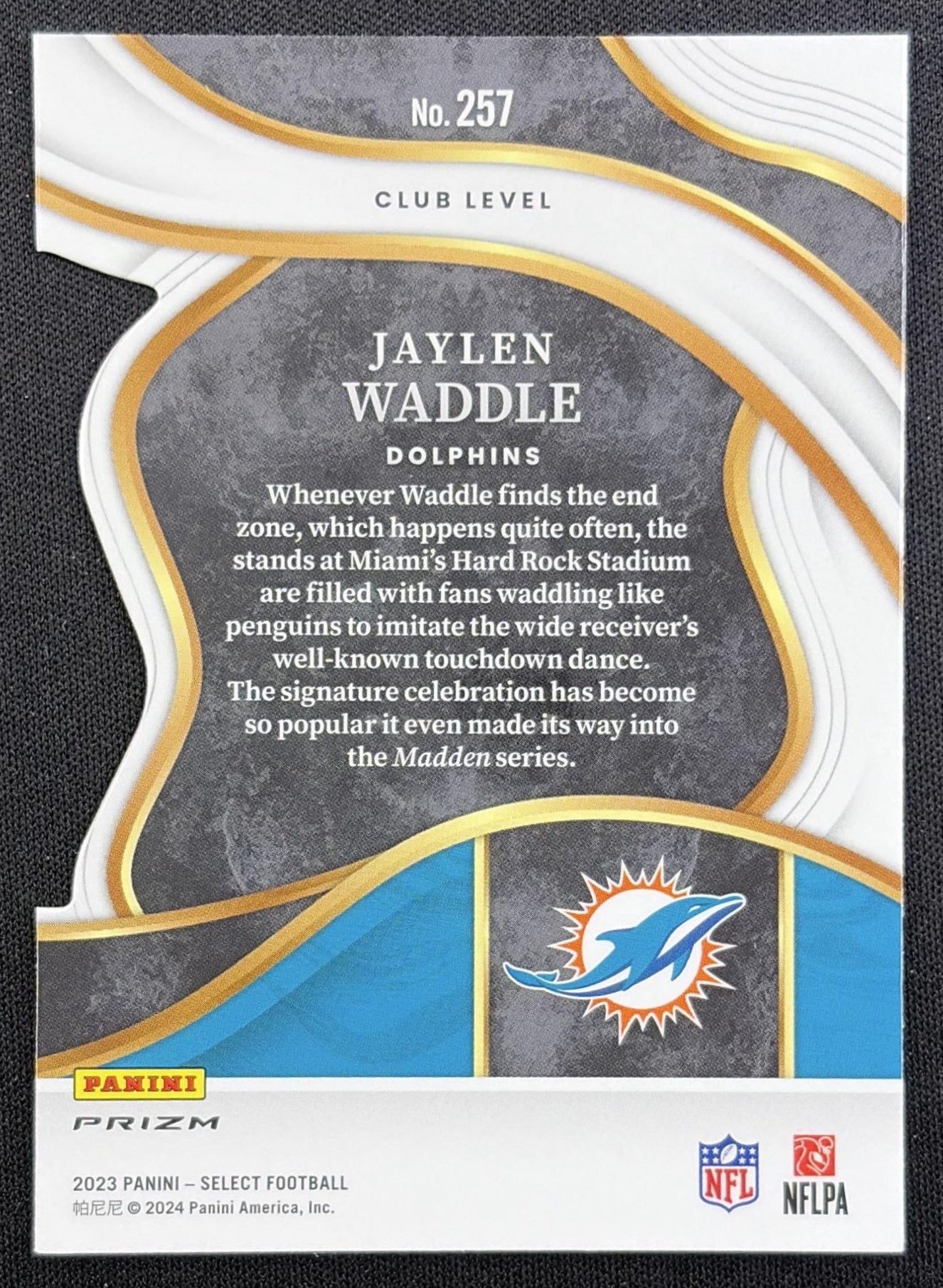 Jaylen Waddle 2023 Panini Select Red and Yellow Prizms Die Cut Dolphins
