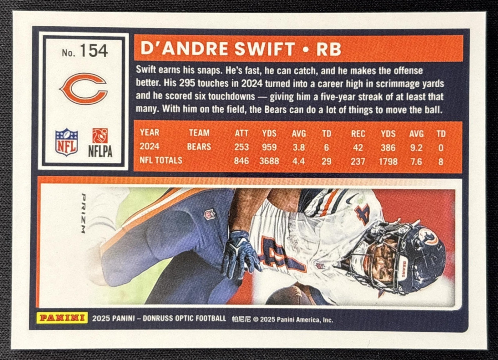 D'Andre Swift 2025 Panini Donruss Optic Rocket Prizm Bears Sports Trading Cards
