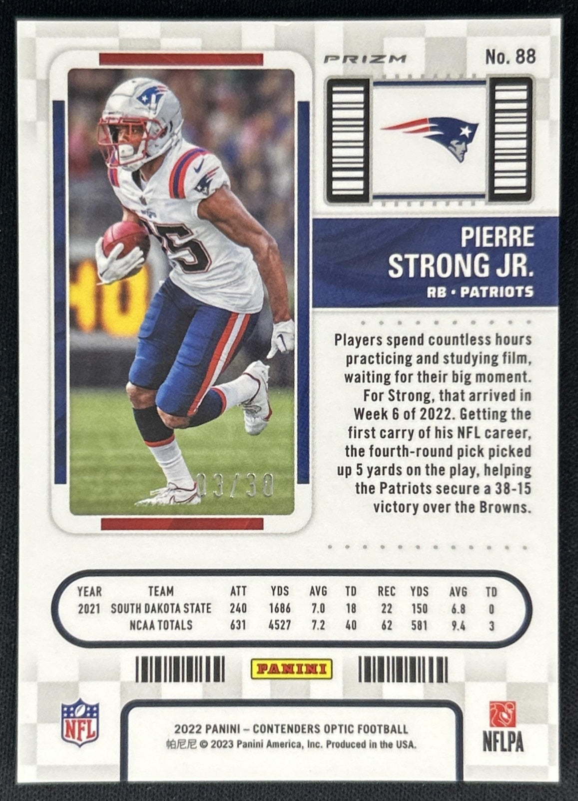 Pierre Strong Jr. 2022 Panini Contenders Optic Green Pulsar /30 Patriots back