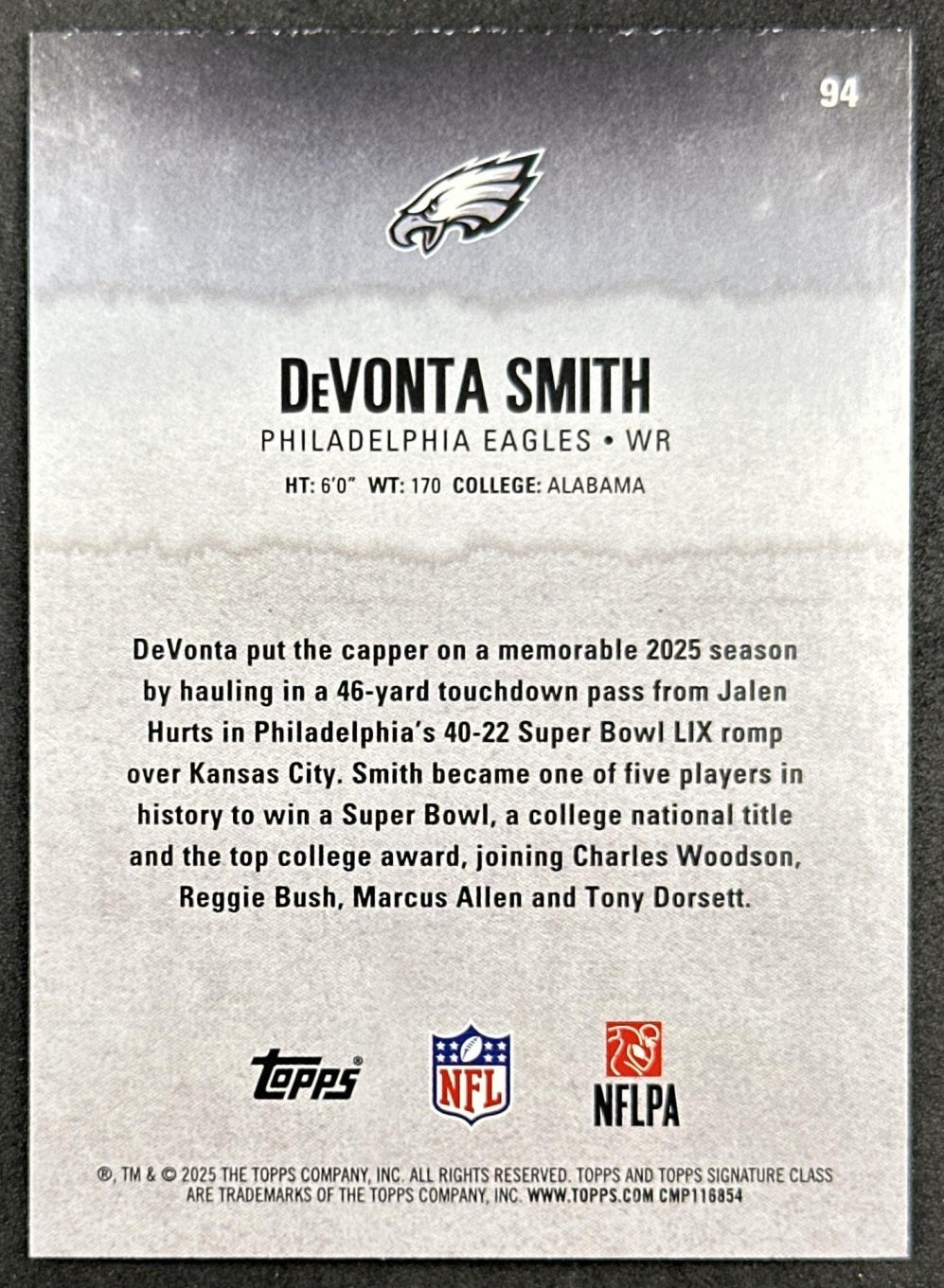 DeVonta Smith 2025 Topps Signature Class Veteran Green & Purple Foil Eagles
