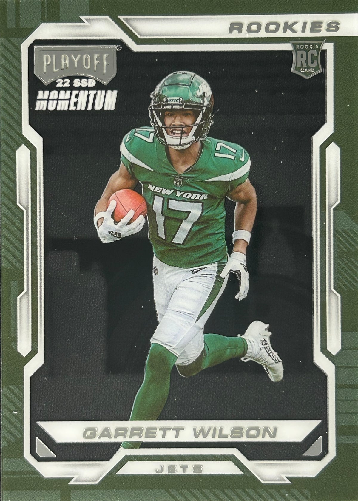 Garrett Wilson Momentum Rookie Jets – Wayne Collection