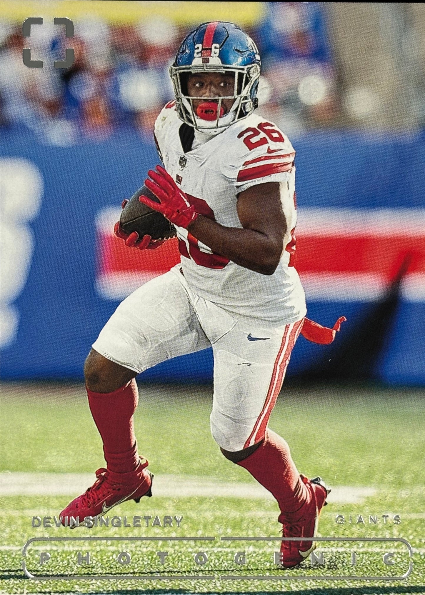 Devin Singletary Photogenic Giants Sports Card