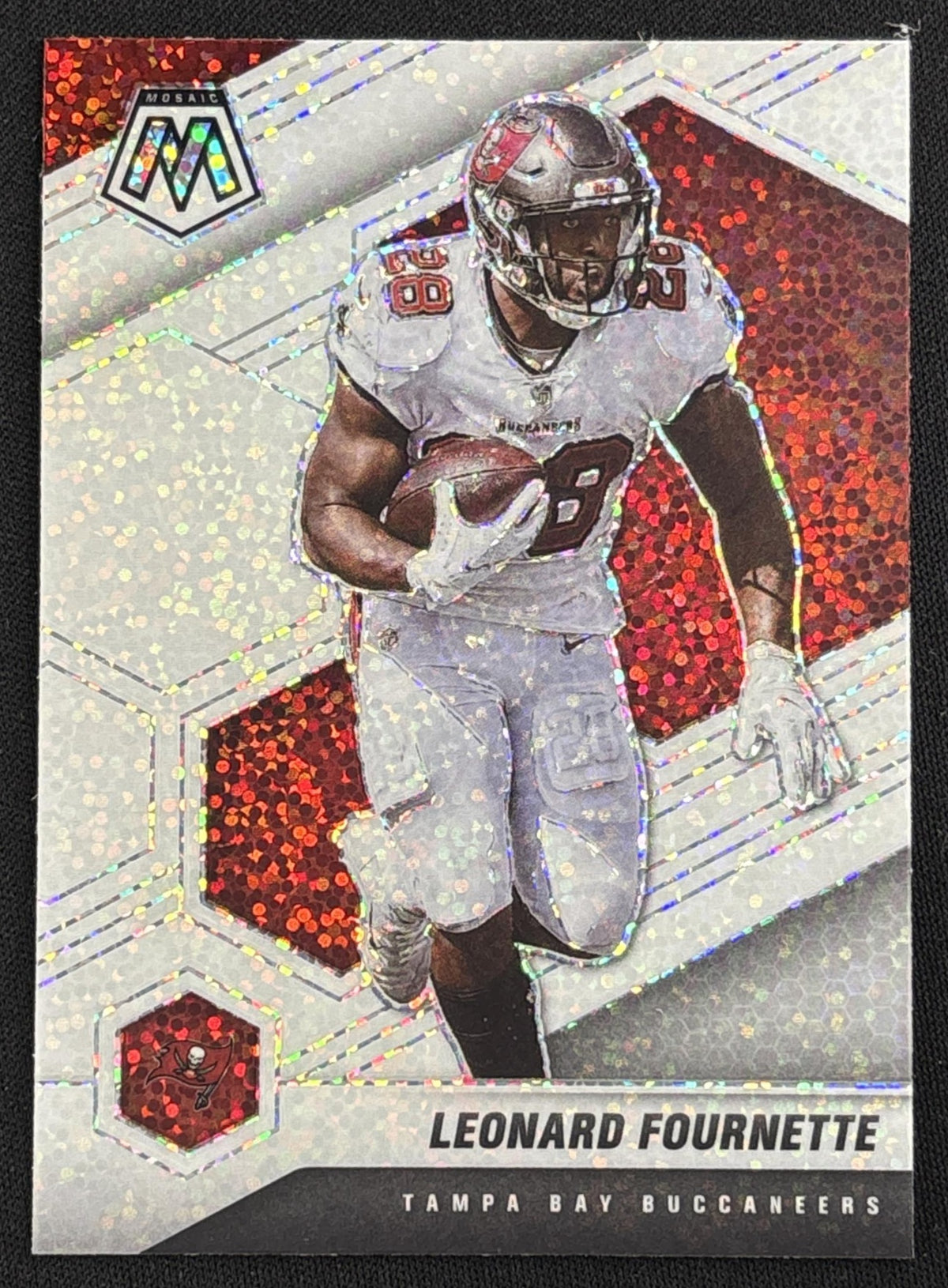 Leonard Fournette 2021 Panini Mosaic White Sparkle Prizm SSP Buccaneers sports trading card front