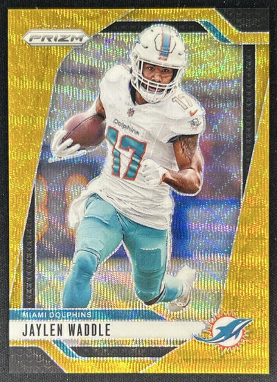 Jaylen Waddle 2024 Panini Prizm Gold Wave /10 Dolphins Football