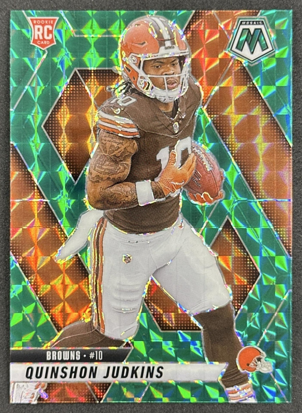 Quinshon Judkins 2025 Panini Mosaic Rookies Green Prizm Browns front