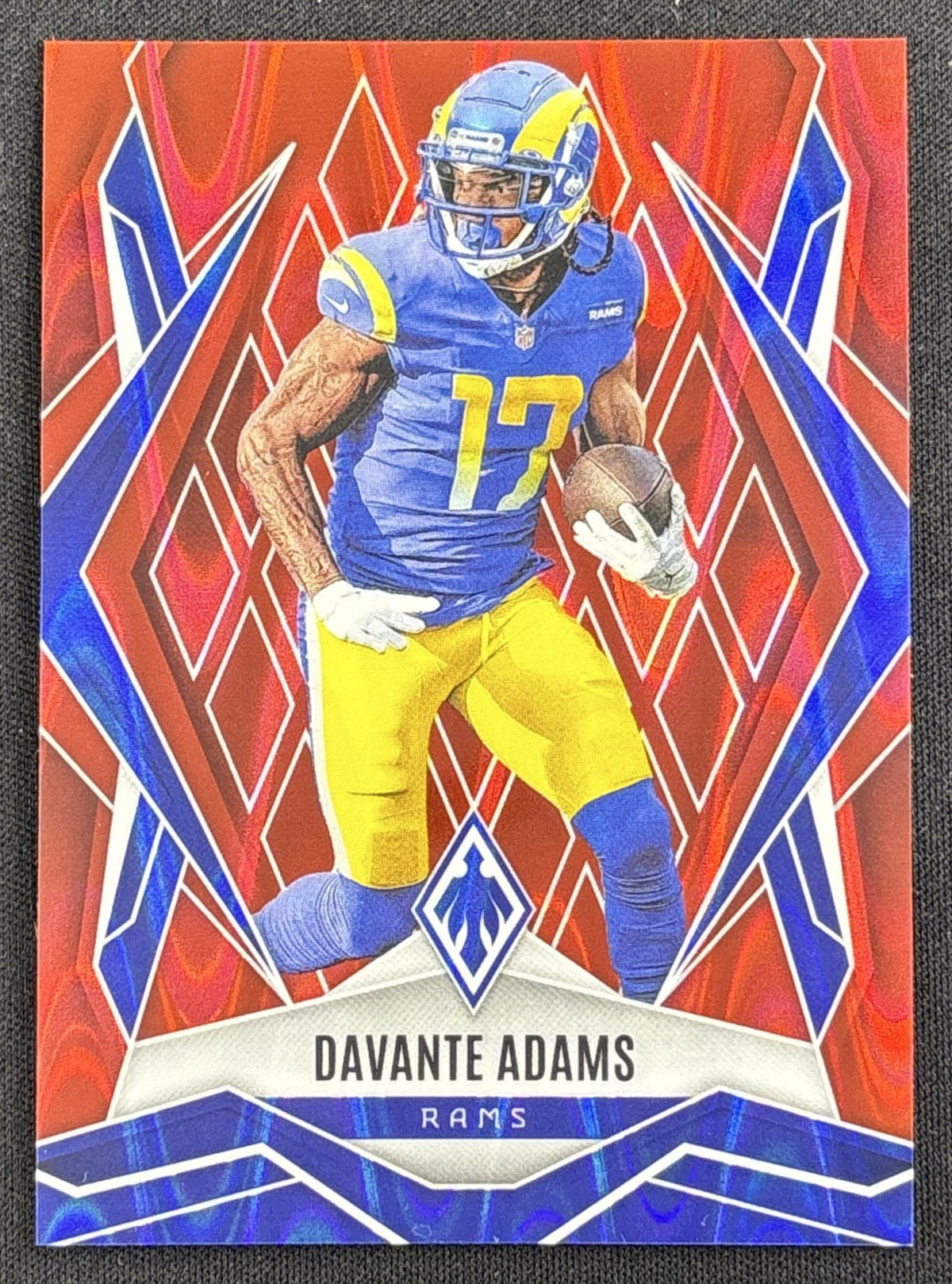 Davante Adams 2025 Panini Phoenix Red Seismic Prizm /99 Rams