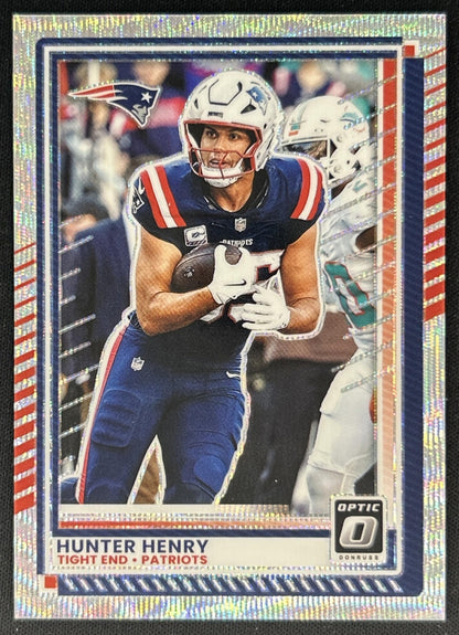 Hunter Henry 2025 Panini Donruss Optic Wave Prizm /300 Patriots front
