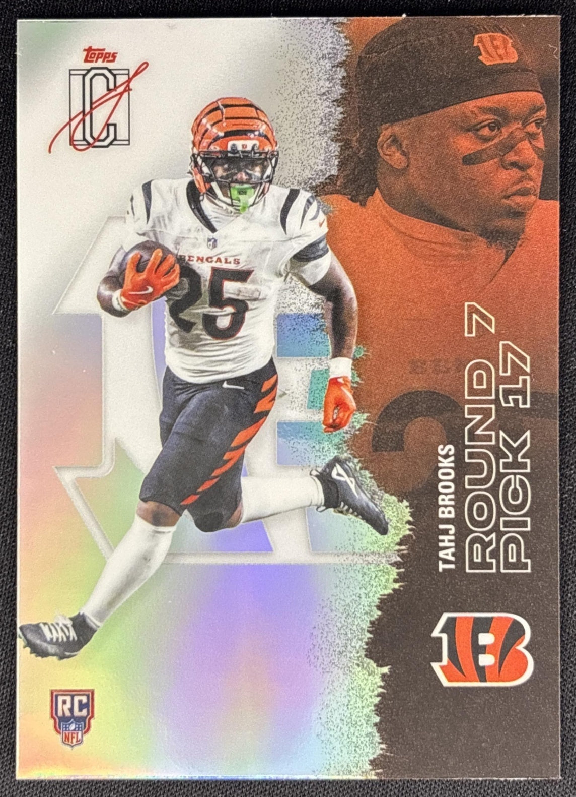 Tahj Brooks 2025 Topps Signature Class Chrome Rookie White Refractor Bengals Sports Trading Cards