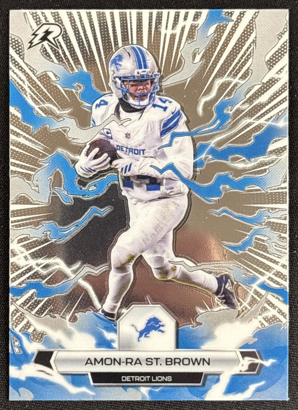 Amon-Ra St. Brown 2025 Topps Resurgence Lions