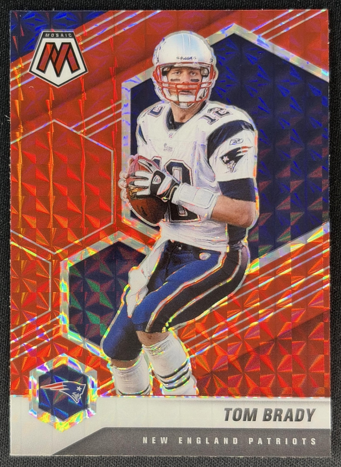 Tom Brady 2021 Panini Mosaic Prizm Red Patriots front