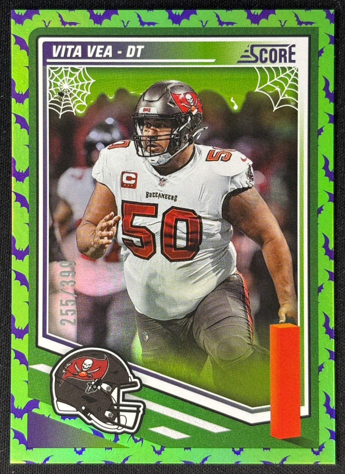Vita Vea 2025 Score Bats /399 Buccaneers - Front | Wayne Collection