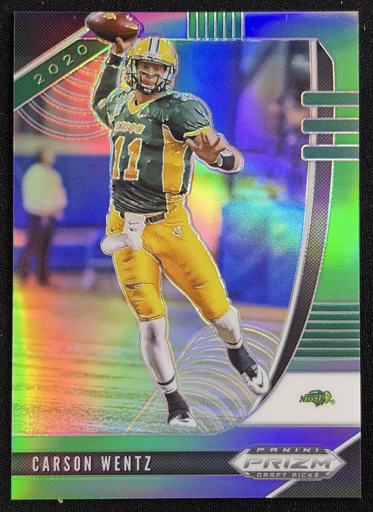 Carson Wentz 2020 Panini Prizm Draft Picks Prizms Purple And Green /199 - Front