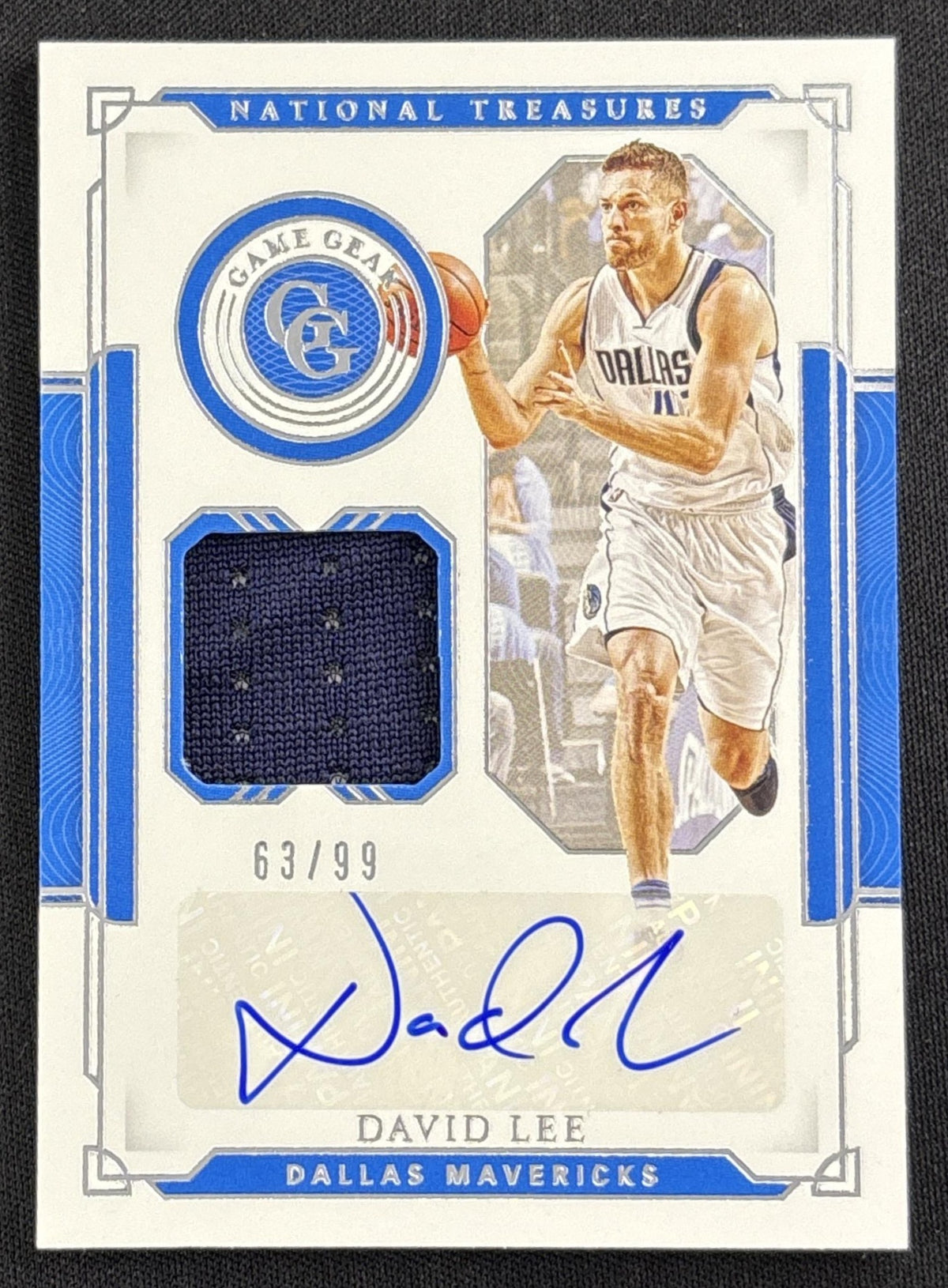 David Lee 2020 Panini National Treasures Game Gear Auto /99 Mavericks