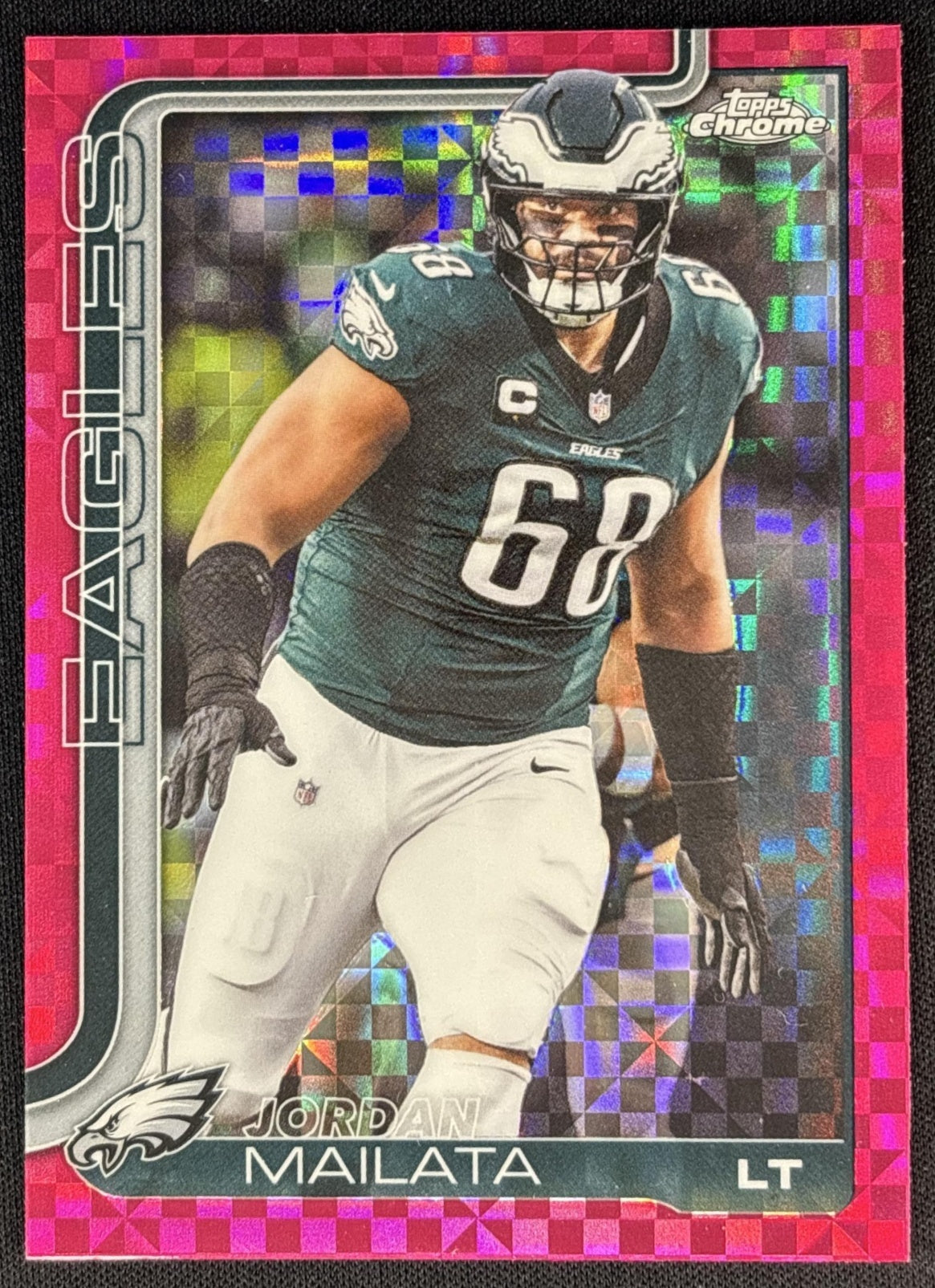 Jordan Mailata 2025 Topps Chrome Hot Pink X-Fractor Eagles