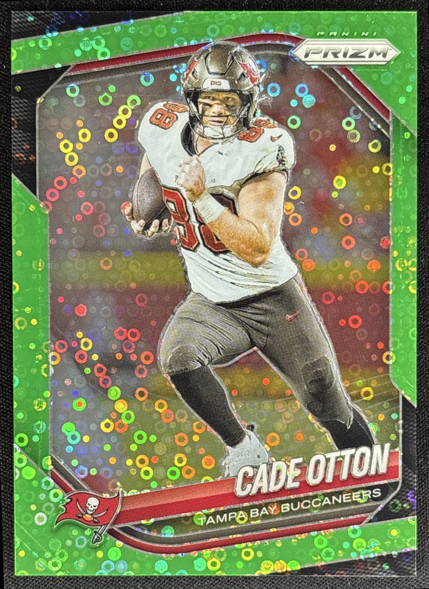 Cade Otton 2025 Panini Prizm No Huddle Neon Green /10 Buccaneers
