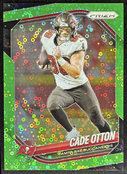 Cade Otton 2025 Panini Prizm No Huddle Neon Green /10 Buccaneers