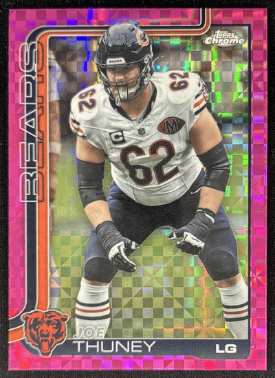 Joe Thuney 2025 Topps Chrome Hot Pink X-Fractor Bears front