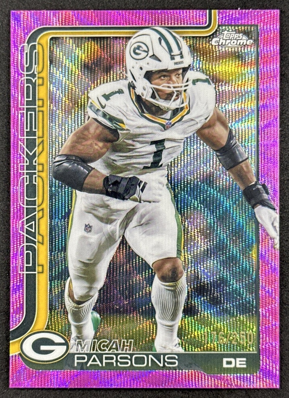 Micah Parsons 2025 Topps Chrome Pink Wave Refractor /250 Packers Sports Trading Cards