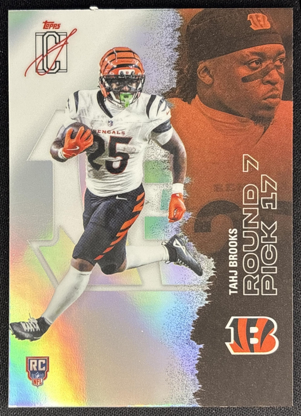 Tahj Brooks 2025 Topps Signature Class Chrome Rookie White Refractor Bengals Sports Trading Cards