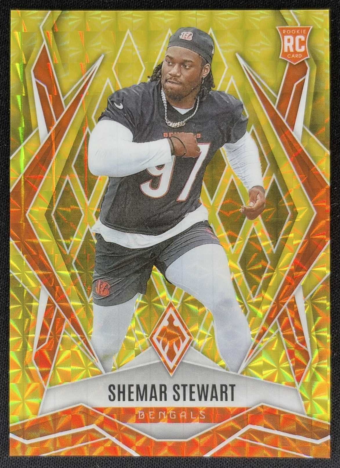 Shemar Stewart 2025 Panini Phoenix Yellow Pyramids Prizm /185 Bengals Sports Trading Cards