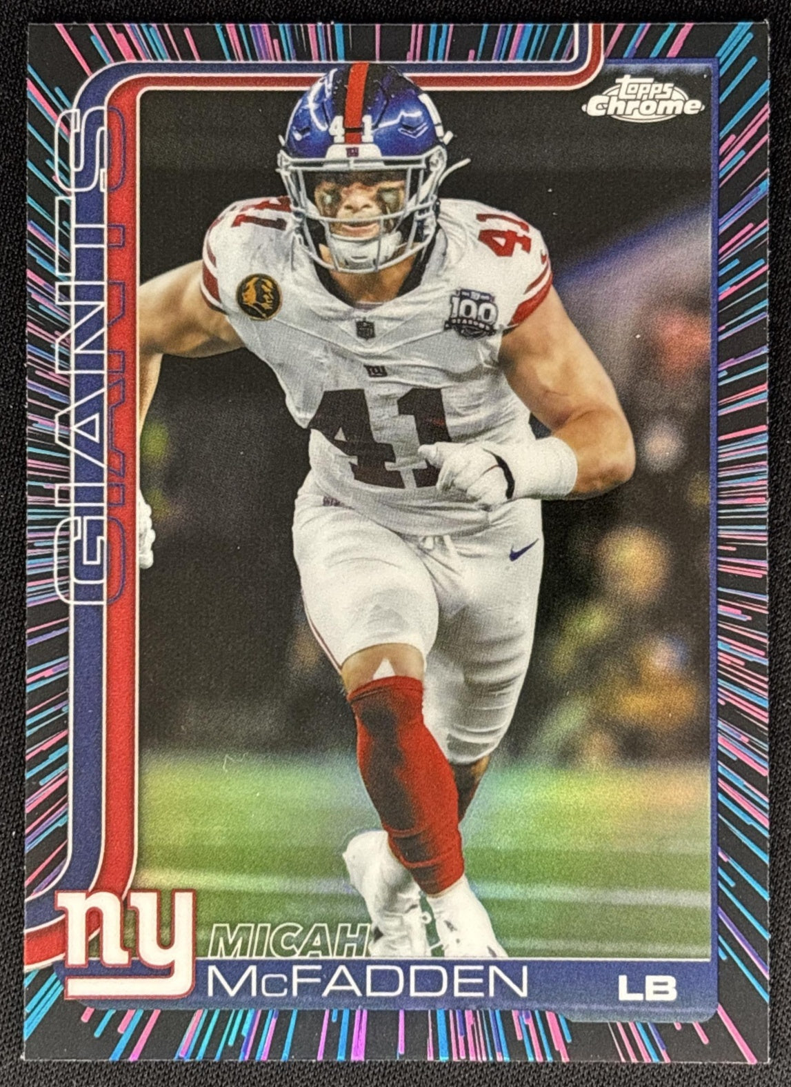 Micah McFadden 2025 Topps Chrome Neon Pulse Refractor Giants Default Title Sports Trading Card