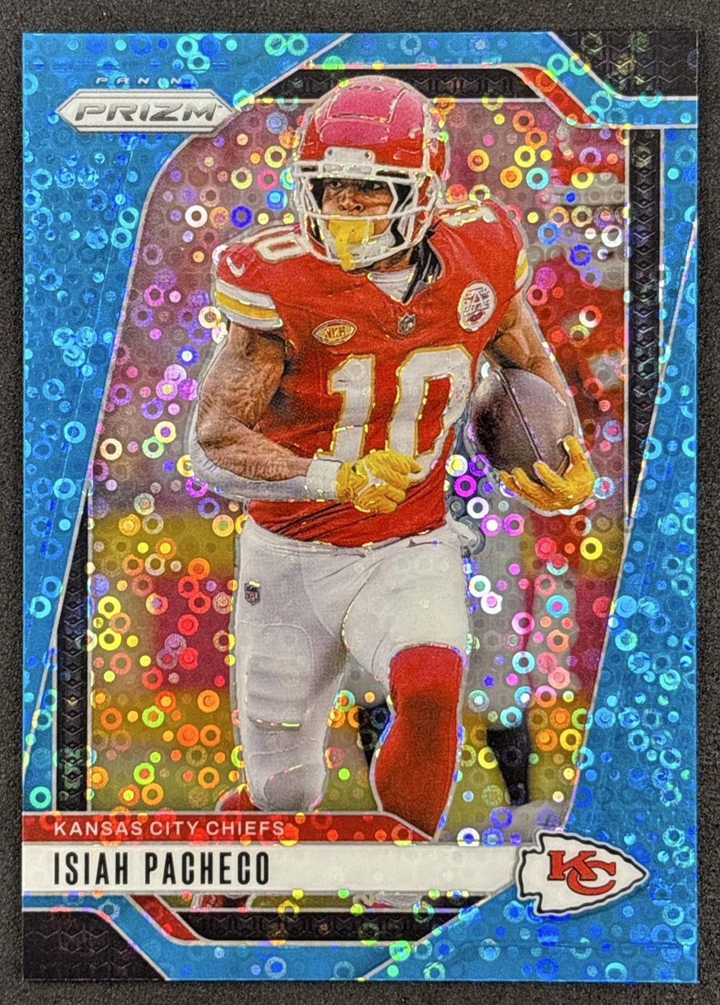 Isiah Pacheco 2024 Panini Prizm No Huddle Blue /99 Chiefs front
