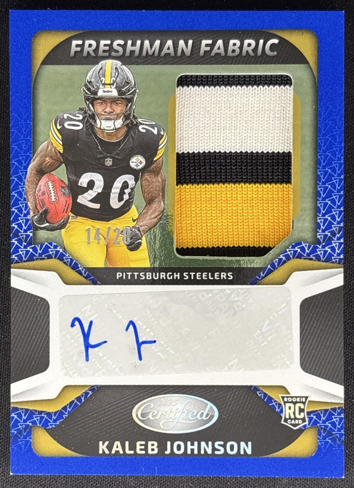 Kaleb Johnson 2025 Certified Freshman Fabric Mirror Signatures Blue Etch /20 Steelers Sports Trading Cards