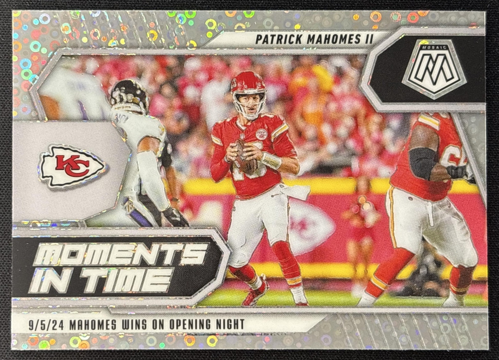 Patrick Mahomes II 2025 Mosaic Moments in Time No Huddle Silver Prizm Chiefs