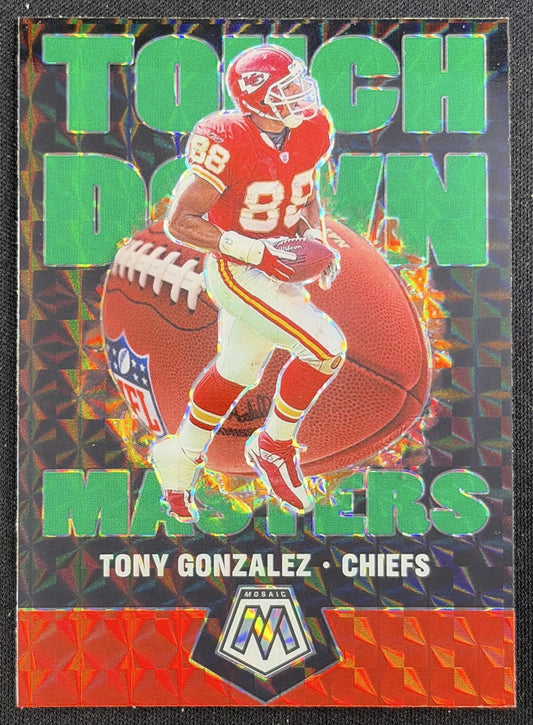 Tony Gonzalez 2020 Panini Mosaic Touchdown Masters Prizm Green Chiefs