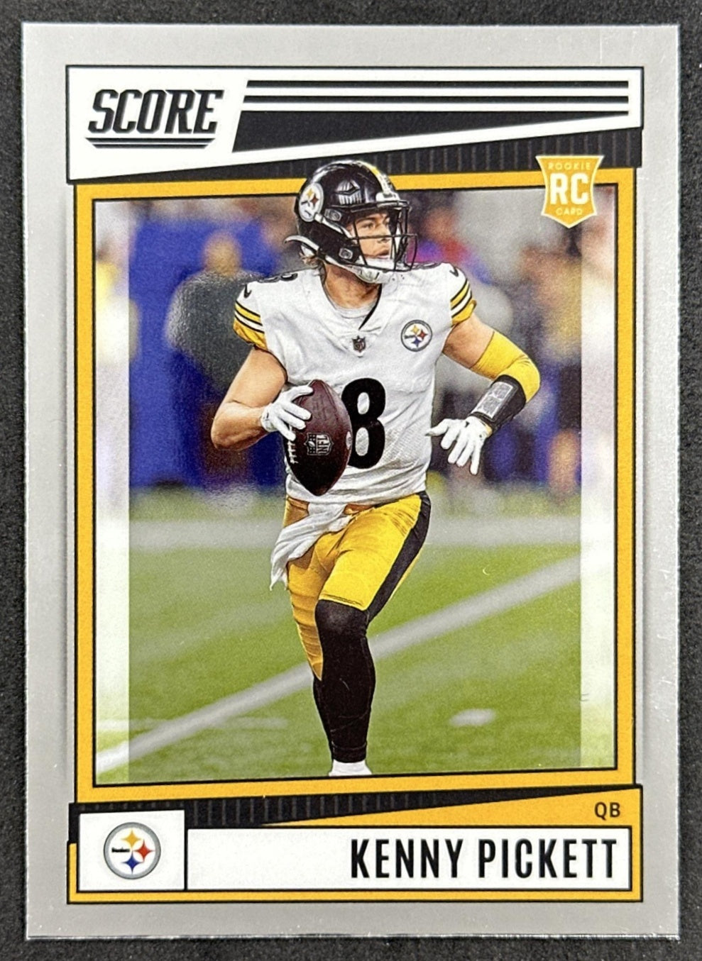 Kenny Pickett 2022 Panini Chronicles Score Rookie Steelers