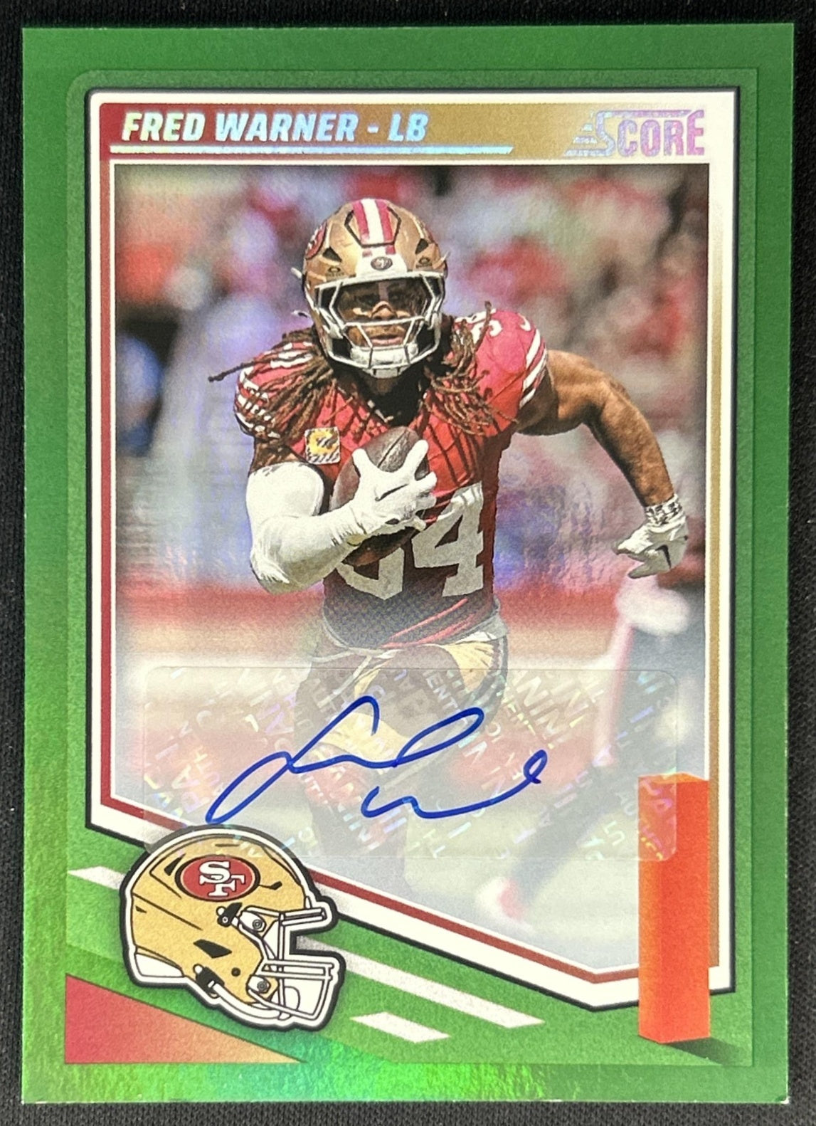Fred Warner 2025 Panini Score Signatures Green 49ers Front