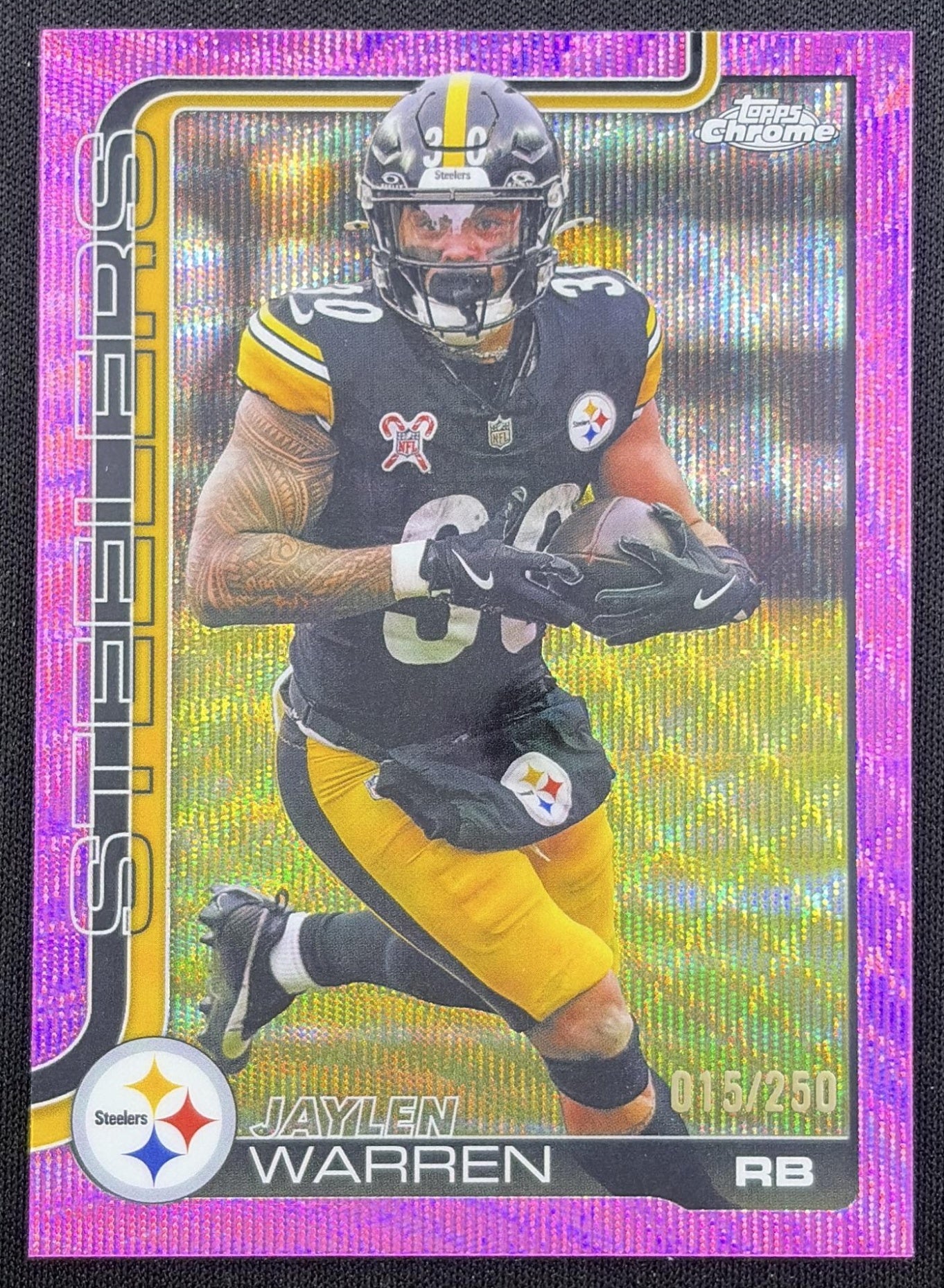 Jaylen Warren 2025 Topps Chrome Pink Wave Refractor /250 Steelers Pittsburgh Steelers