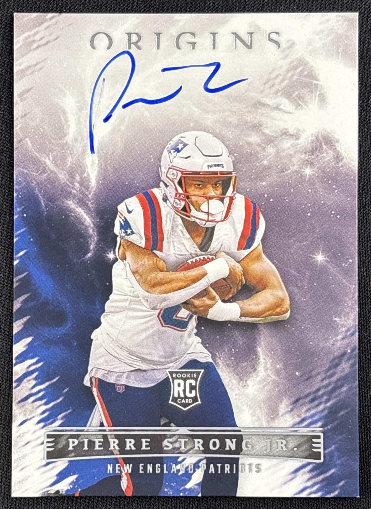 Pierre Strong Jr. 2022 Panini Origins Rookie Auto Patriots