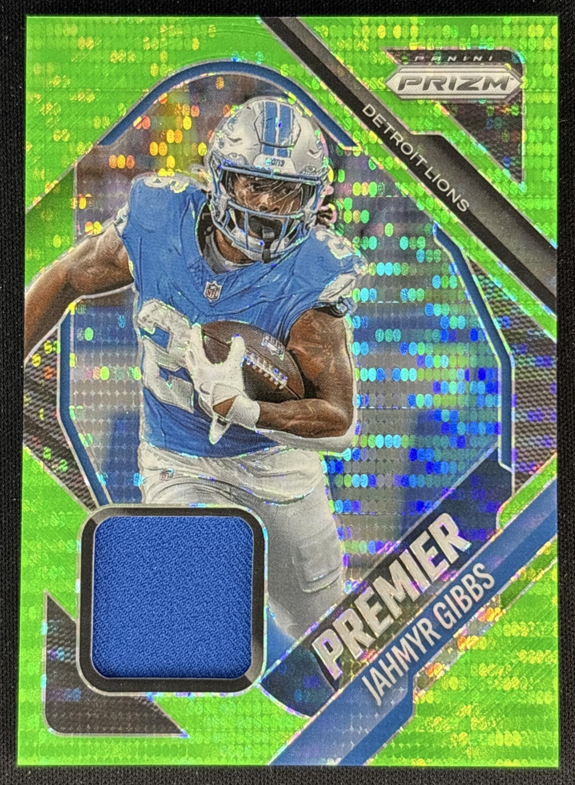 Jahmyr Gibbs 2025 Panini Prizm Premier Jerseys Neon Green Pulsar Lions Front